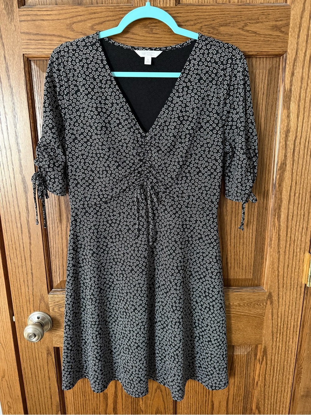 LC Lauren Conrad Black Mini Floral V-Neck Tie-Front Midi Dress